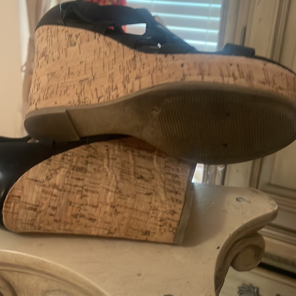 Strapped Wedges - Picture 6 of 8